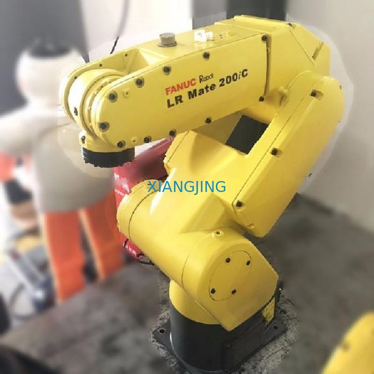 Second Hand Mini Industrial Robot LR Mate 200iD  For Cafe / Ice Cream Station