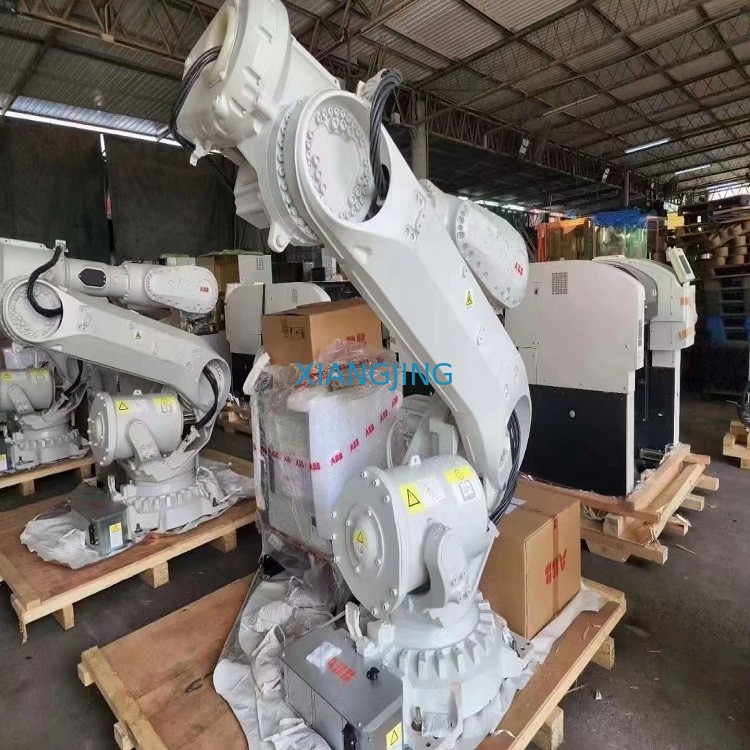 6700-205/2.8 Industrial Used ABB Robot 205kg Payload With Cabinet Teach Pendant